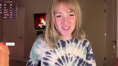 Snapshot of nextdoorlaur chatting on 9, 1, 2026 Lauren online show from 9, 1, 2026