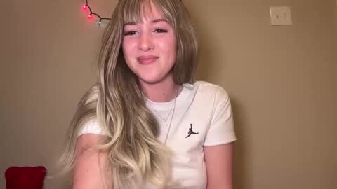 Lauren online show from 25, 2, 2026