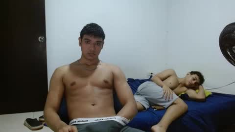 Snapshot of ney_quiroz chatting on 27, 10, 2025 ney hotman online show from 27, 10, 2025