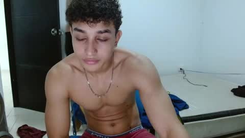 Snapshot of ney_quiroz chatting on 6, 11, 2025 ney hotman online show from 6, 11, 2025