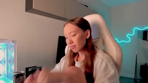 Mina online show from 27, 3, 2026