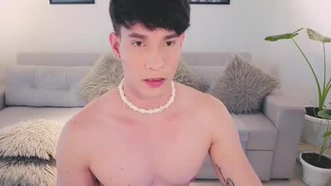 Snapshot of neythan__blaze chatting on 15, 9, 2025 online show from 15, 9, 2025