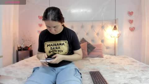 Snapshot of nezukokamado1_ chatting on 13, 4, 2026 Milena online show from 13, 4, 2026