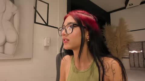 Snapshot of nezukoo_1 chatting on 27, 5, 2026 nezukoo_1 online show from 27, 5, 2026