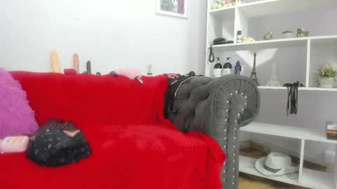 nezzukoo online show from 5, 5, 2026