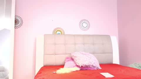 Snapshot of nezzukoo chatting on 2, 7, 2026 nezzukoo online show from 2, 7, 2026
