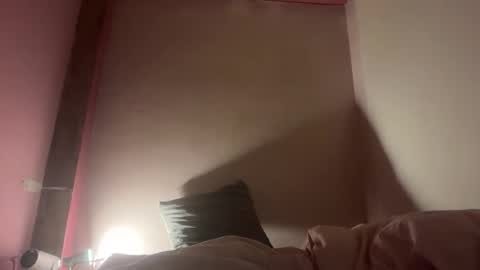 Snapshot of niamhdelnero chatting on 16, 11, 2025 Niamdelnero online show from 16, 11, 2025