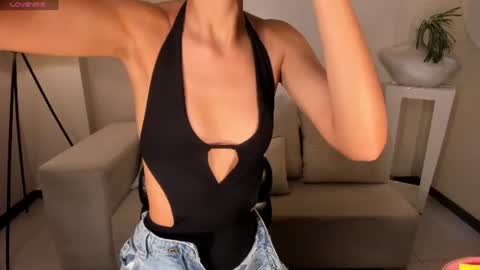 Snapshot of niasalvatore chatting on 14, 6, 2026 Call me Nia online show from 14, 6, 2026
