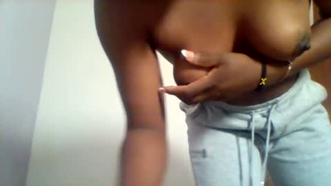 Snapshot of niceass_95 chatting on 23, 6, 2026 gabby online show from 23, 6, 2026