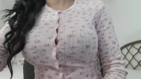 Snapshot of nicebrown chatting on 15, 5, 2026 Sfora online show from 15, 5, 2026