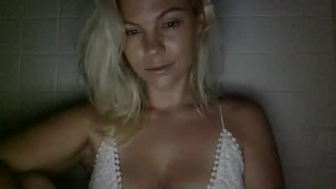 Amber online show from 9, 9, 2025