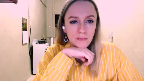 Snapshot of nicekat chatting on 7, 6, 2026 Kathrine online show from 7, 6, 2026