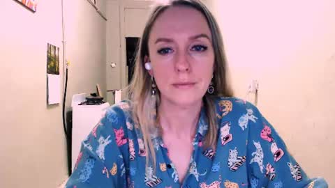 Snapshot of nicekat chatting on 21, 6, 2026 Kathrine online show from 21, 6, 2026