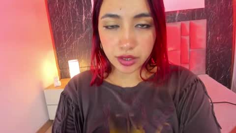 Nicolle  online show from 13, 12, 2024