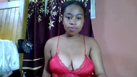 Snapshot of nicelly01 chatting on 30, 4, 2026 nicelly01 online show from 30, 4, 2026