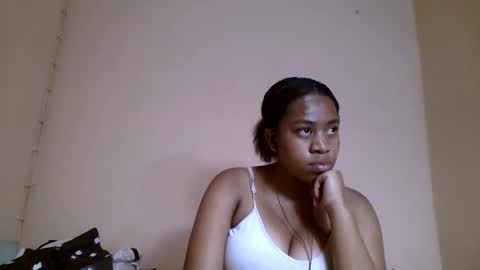 Snapshot of nicelly01 chatting on 7, 5, 2026 nicelly01 online show from 7, 5, 2026