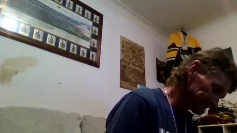 Snapshot of niceozziecockxxx chatting on 9, 5, 2026 Sexiishaine online show from 9, 5, 2026