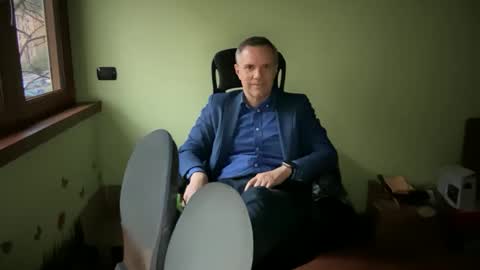 Andrew online show from 7, 3, 2025