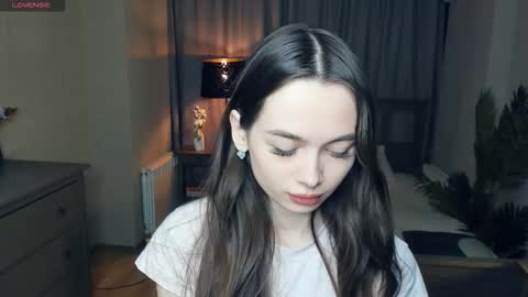 Nicole online show from 1, 2, 2026