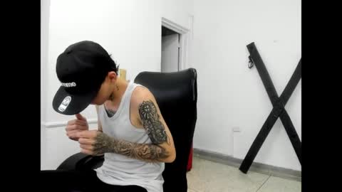 Snapshot of nick_straightboy chatting on 27, 4, 2026 Nick online show from 27, 4, 2026