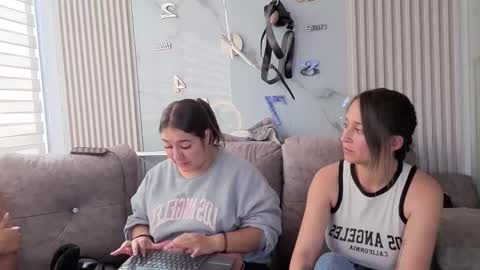 nicky_as online show from 27, 11, 2025