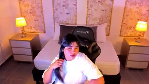 Snapshot of nicky_peyton chatting on 23, 9, 2025 Nicky online show from 23, 9, 2025