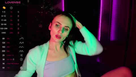 Nicky Weekends online show from 10, 1, 2025