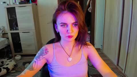 Nicky Weekends online show from 11, 2, 2025