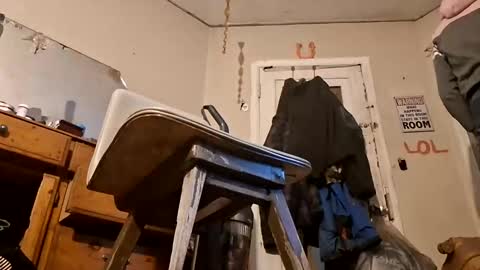 Nicky online show from 8, 11, 2025