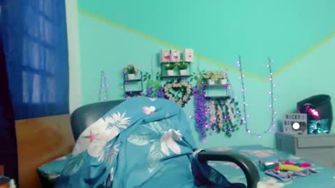 Snapshot of nickyribeiro chatting on 8, 3, 2025 nickyribeiro online show from 8, 3, 2025