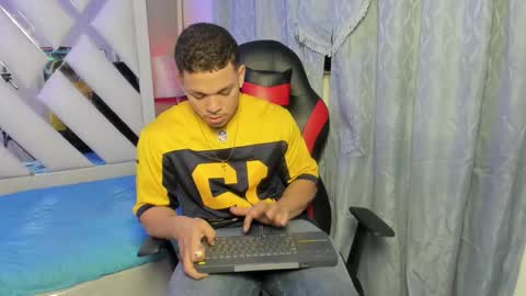 nico_blaze7 online show from 3, 3, 2026