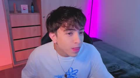 Nicolas online show from 10, 10, 2025