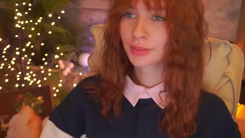Snapshot of nicol_moonn chatting on 3, 3, 2026 Nicol Moonn online show from 3, 3, 2026