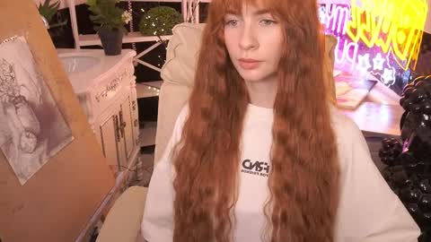 Snapshot of nicol_moonn chatting on 2, 4, 2026 Nicol Moonn online show from 2, 4, 2026