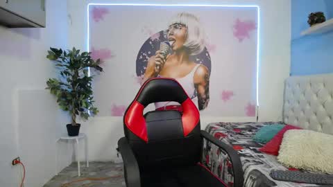 Snapshot of nicol_ross19 chatting on 17, 5, 2026 nicol_ross19 online show from 17, 5, 2026