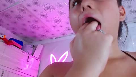 nicol online show from 3, 3, 2026