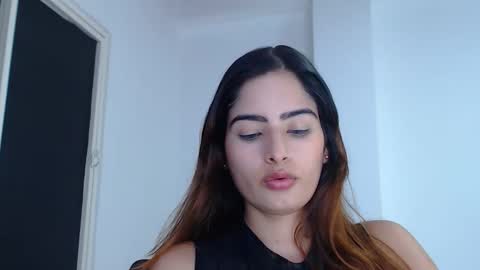 Snapshot of nicol_xx1 chatting on 6, 1, 2026 Nicol online show from 6, 1, 2026