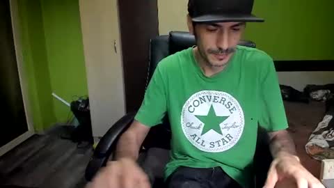 Snapshot of nicolasguy chatting on 10, 6, 2026 L. Nicolas online show from 10, 6, 2026