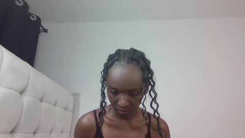 nicole161117 online show from 5, 1, 2026