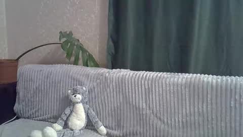 nicole_2104 online show from 22, 2, 2026