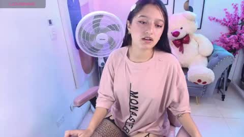 Snapshot of nicole_honney chatting on 10, 6, 2026 NICOLE. online show from 10, 6, 2026