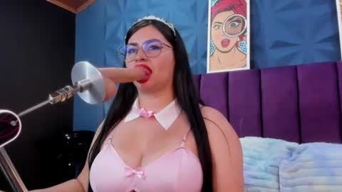 Snapshot of nicole_jonss chatting on 9, 7, 2026 Nicole online show from 9, 7, 2026