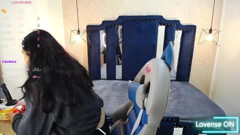 Snapshot of nicole_samantha chatting on 3, 2, 2025 Samantha online show from 3, 2, 2025