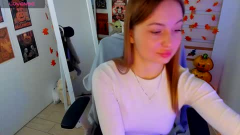 Nicole online show from 24, 11, 2025