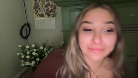 nicolelovesyou444 online show from 4, 11, 2025