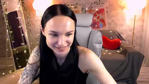 Snapshot of nicolemerz chatting on 19, 6, 2026 Nicole online show from 19, 6, 2026