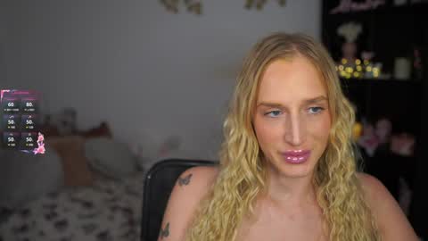 Snapshot of nicolette__shea_ chatting on 12, 12, 2024 nicolette__shea_ online show from 12, 12, 2024