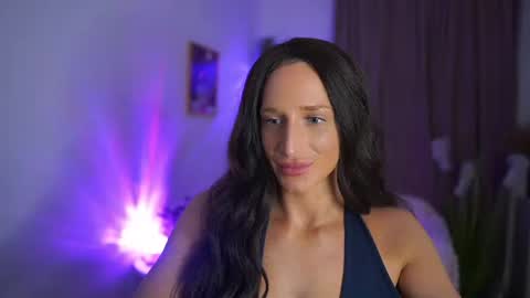 Snapshot of nicolette__shea_ chatting on 6, 7, 2026 nicolette__shea_ online show from 6, 7, 2026