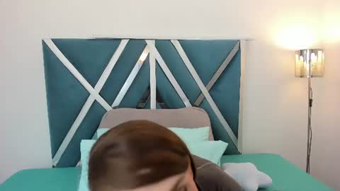nicoll_89 online show from 14, 6, 2026
