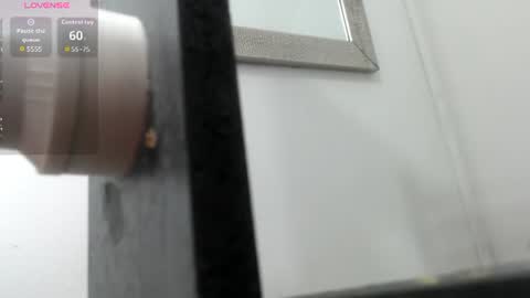 Snapshot of nicoll_crazzy chatting on 6, 7, 2026 nicoll online show from 6, 7, 2026